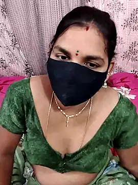 Snapshot of Lalitha-1995 chatting on October 8, 4:50 am Lalitha-1995 online show from October 8, 4:50 am