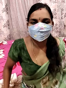 Snapshot of Lalitha-1995 chatting on September 22, 5:22 pm Lalitha-1995 online show from September 22, 5:22 pm