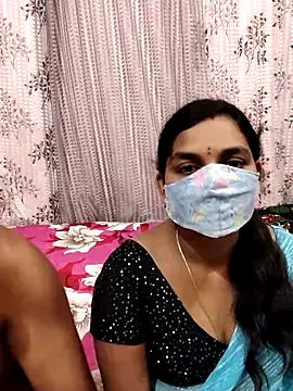 Snapshot of Lalitha-1995 chatting on September 15, 4:36 pm Lalitha-1995 online show from September 15, 4:36 pm