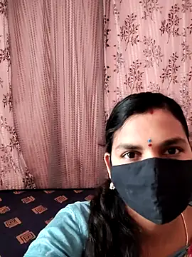Snapshot of Lalitha-1995 chatting on October 13, 5:21 am Lalitha-1995 online show from October 13, 5:21 am