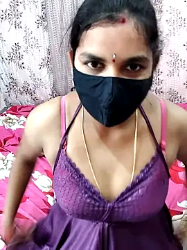 Snapshot of Lalitha-1995 chatting on October 17, 6:27 am Lalitha-1995 online show from October 17, 6:27 am