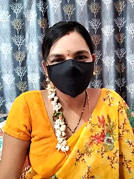 Lalitha-1995 online show from April 28, 4:05 am