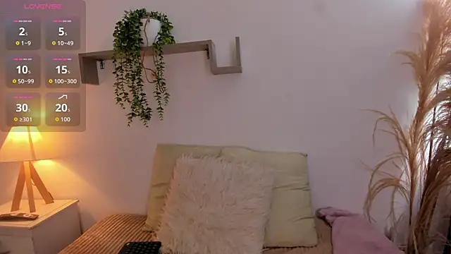 Samanta Monroe online show from November 5, 6:35 pm