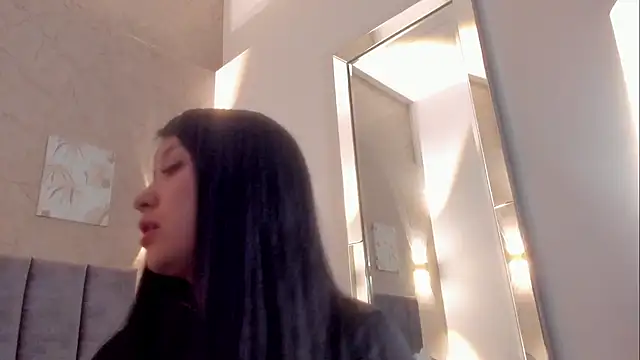 Lunaa bellaa online show from February 10, 7:39 pm