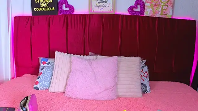 cuteeimy online show from June 22, 4:48 pm