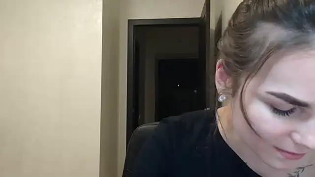 Silviaa a online show from March 2, 8:15 pm