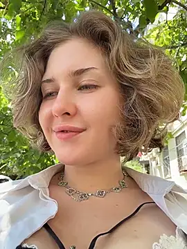 KellyKeler online show from June 27, 11:33 am