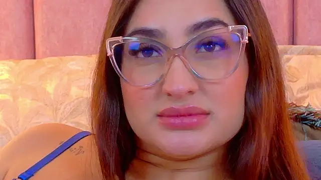 JasmineRhodes online show from May 9, 1:35 pm