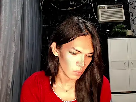 ladyhotcuming online show from June 24, 12:31 am