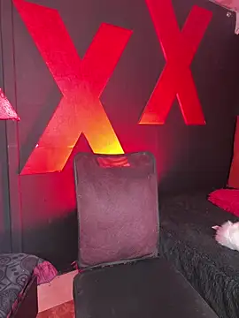 abrilbigcock online show from February 9, 5:10 am