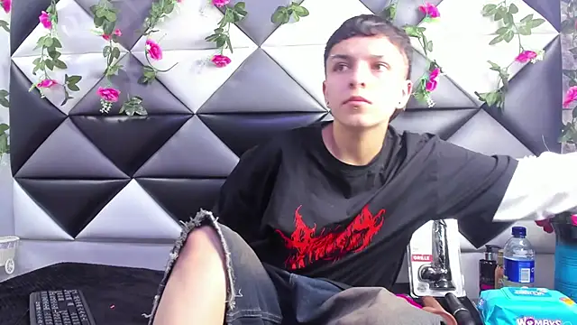 Snapshot of Megan_Thompson_ chatting on September 19, 2:21 am Megan Thompson  online show from September 19, 2:21 am