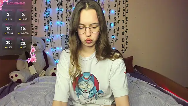 ShalinaMontana online show from December 2, 4:42 pm