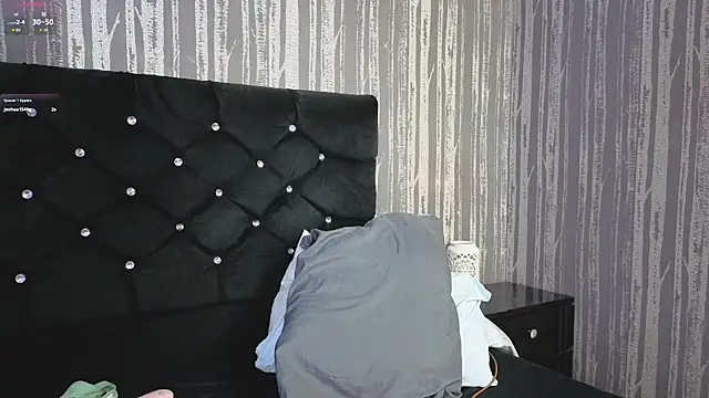 Alicee Moonn online show from July 25, 2:18 am