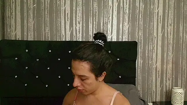 Alicee Moonn online show from June 25, 7:15 pm