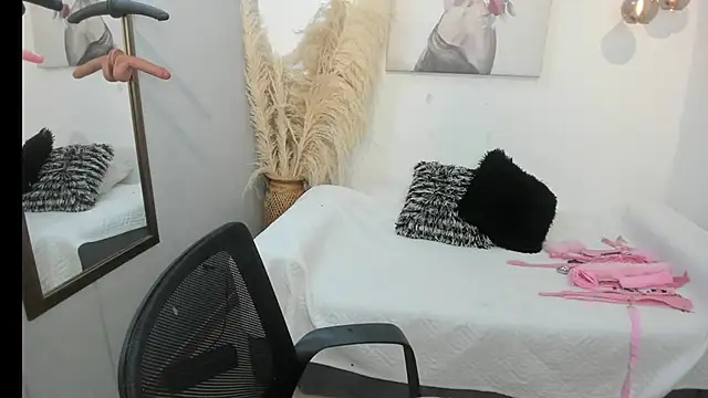 Snapshot of Alejalexx chatting on October 7, 8:46 pm Alejalexx online show from October 7, 8:46 pm