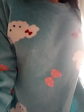 Hottiesophie online show from March 8, 3:38 pm