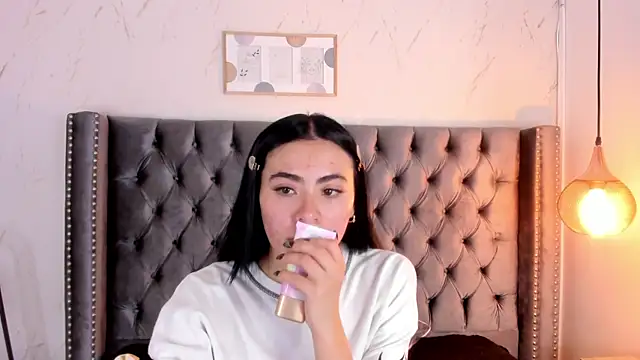 Anya Belth online show from July 11, 7:36 pm