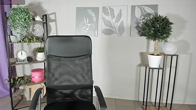 MartaEdams online show from June 23, 5:27 am