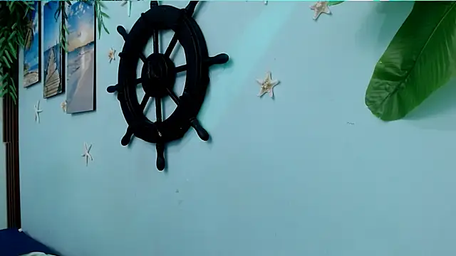 eladyrous98 online show from October 9, 2:43 pm