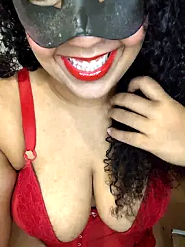 jadeamourim   online show from March 12, 12:46 am