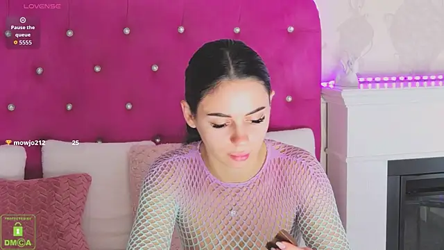 MaddySpears online show from November 23, 1:46 pm