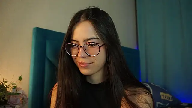 ywixos online show from October 7, 2:21 pm