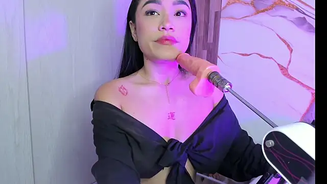 Eva cutte online show from July 21, 1:01 pm