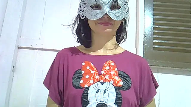 Luana sexy42 online show from May 12, 4:32 am