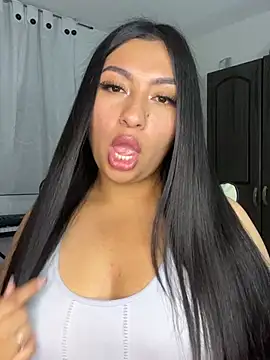 Issa Santana online show from July 27, 10:51 pm