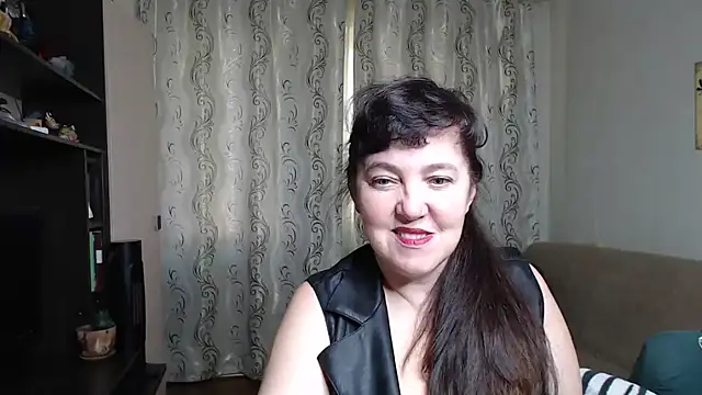 Snapshot of Illusionq chatting on September 15, 10:01 am Illusionq online show from September 15, 10:01 am