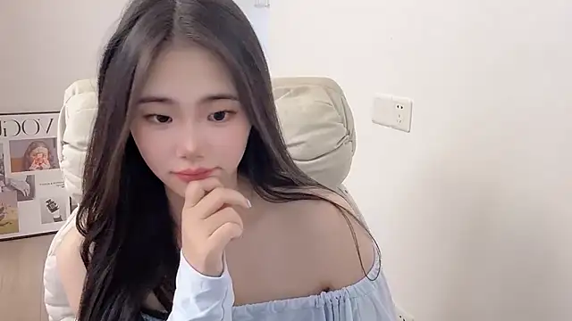suki-1 online show from July 13, 8:04 am