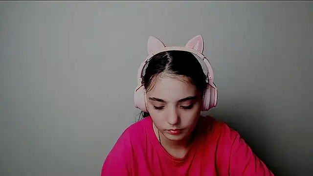 Sun Shine   online show from October 3, 9:31 pm