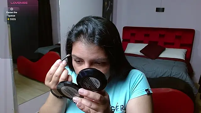 Sahamara 07 online show from November 11, 8:28 pm