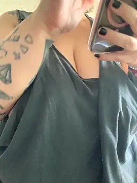 LupeLok online show from February 24, 2:05 pm