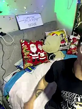 puepleholly online show from December 21, 10:24 pm