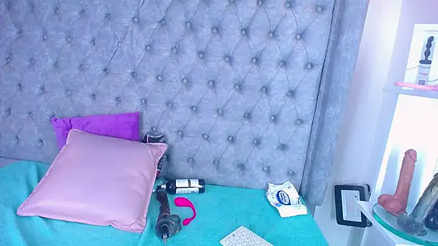 Ashly moss  online show from November 29, 5:22 am