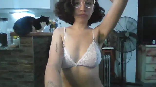 loliporomero online show from October 26, 1:12 am