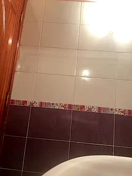 Snapshot of dalo3a_ay chatting on October 4, 8:24 pm dalo3a ay online show from October 4, 8:24 pm