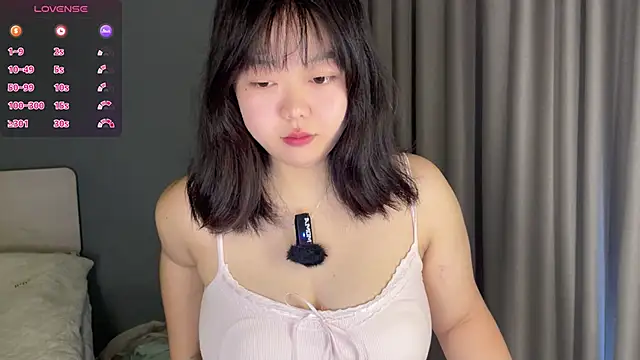 Kittenfishing online show from October 4, 6:52 am