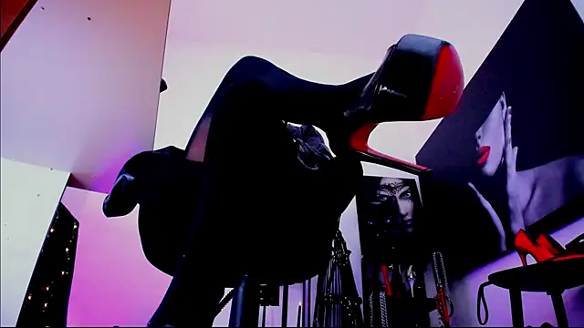 demisweet online show from January 13, 3:01 am