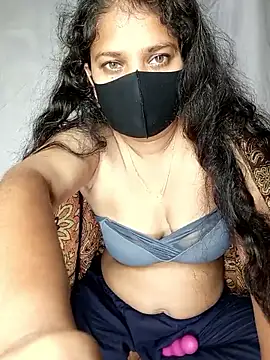 LushVamp online show from January 18, 3:19 pm