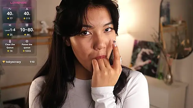 MoiraEger online show from October 13, 5:26 pm