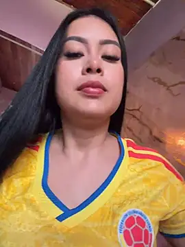 CrisMarulanda online show from June 17, 5:58 pm