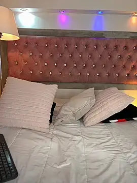 MylaDreams online show from July 10, 11:37 pm