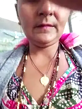 aunty sumy online show from December 16, 6:19 am