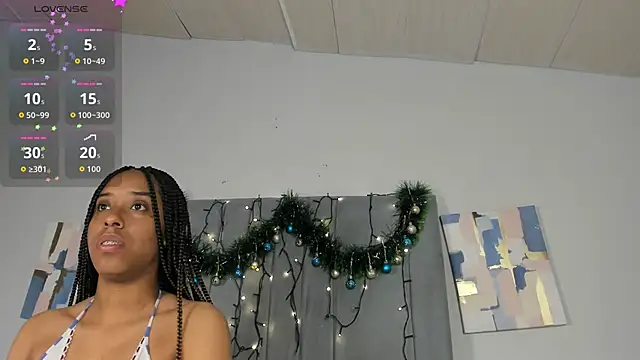 Sophia Ebony online show from December 22, 12:30 pm