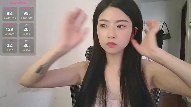 Olivia-l online show from September 15, 9:50 am