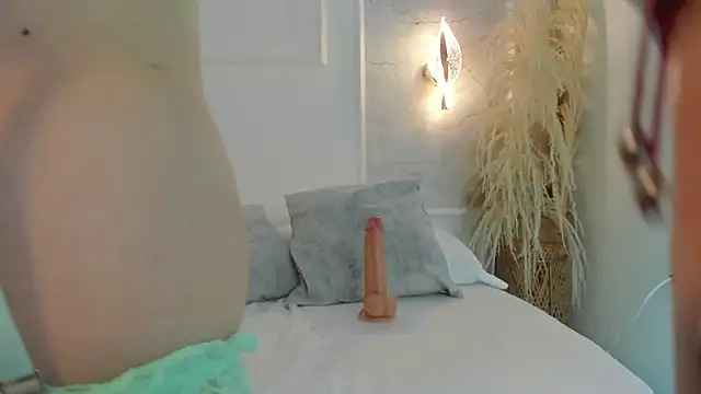 cristina gallardo online show from July 26, 2:52 am