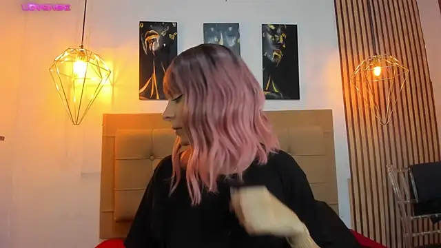 alesziarose online show from November 15, 7:59 pm