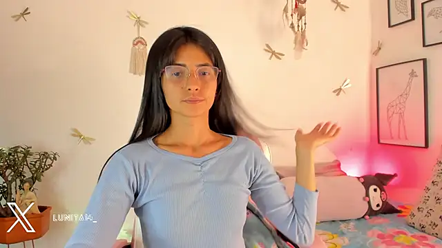 princessluna 19 online show from June 16, 10:00 pm